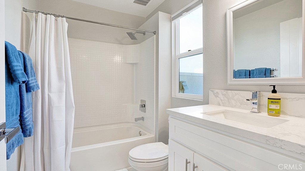 17 West - Residential