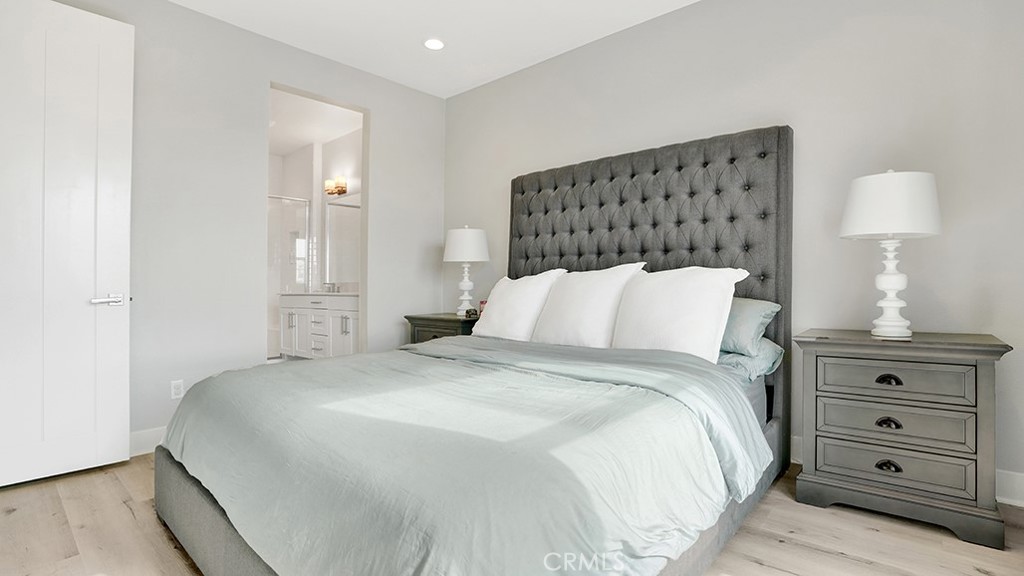 17 West - Residential