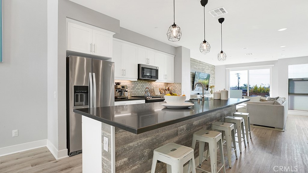 17 West - Residential