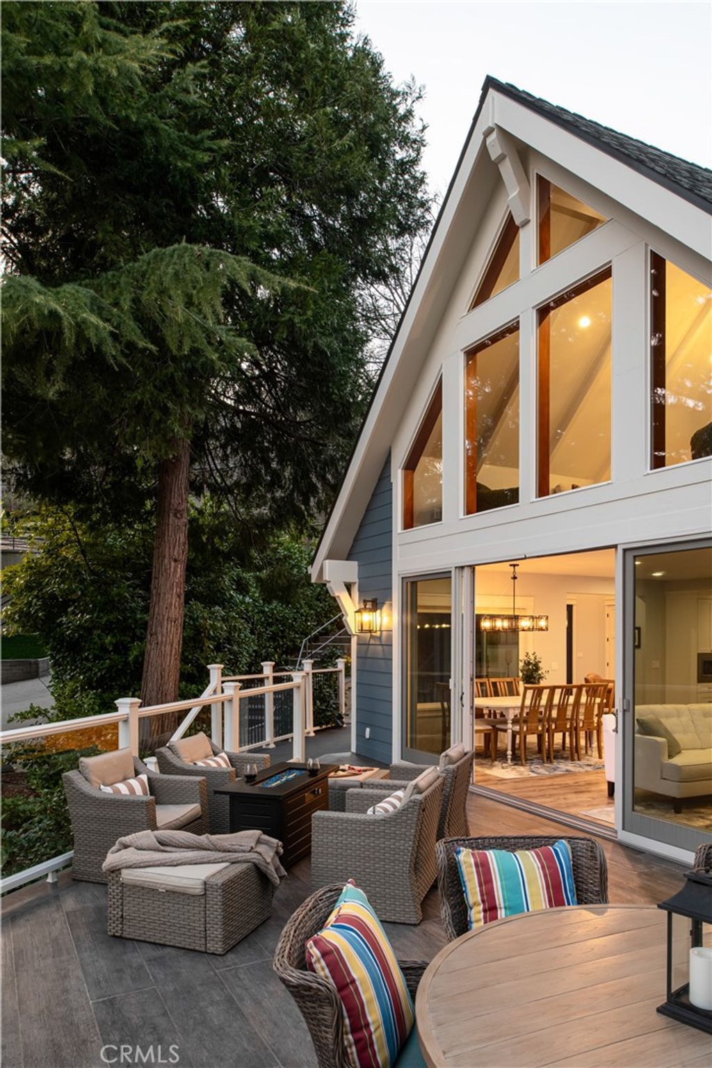 Photo of 27589 W Shore Road, Lake Arrowhead, CA 92352 (MLS # IG26063258)