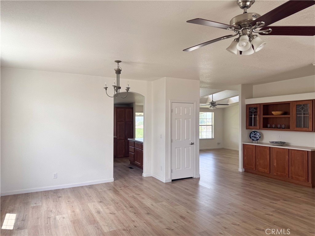 10961 Dr Desert Lawn 396
