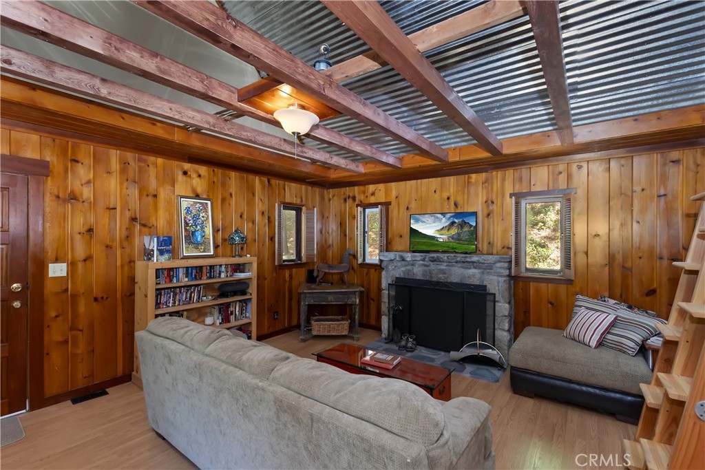 Blue Jay (BLUJ) - Residential