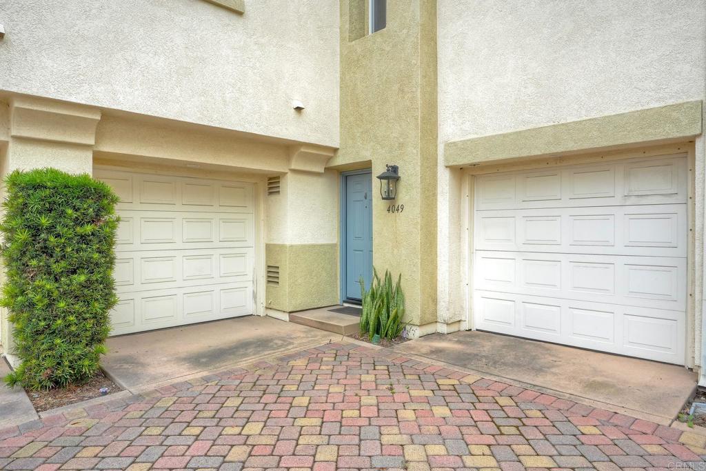 4049 Peninsula Drive