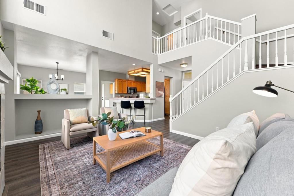 646 Fulstow Court