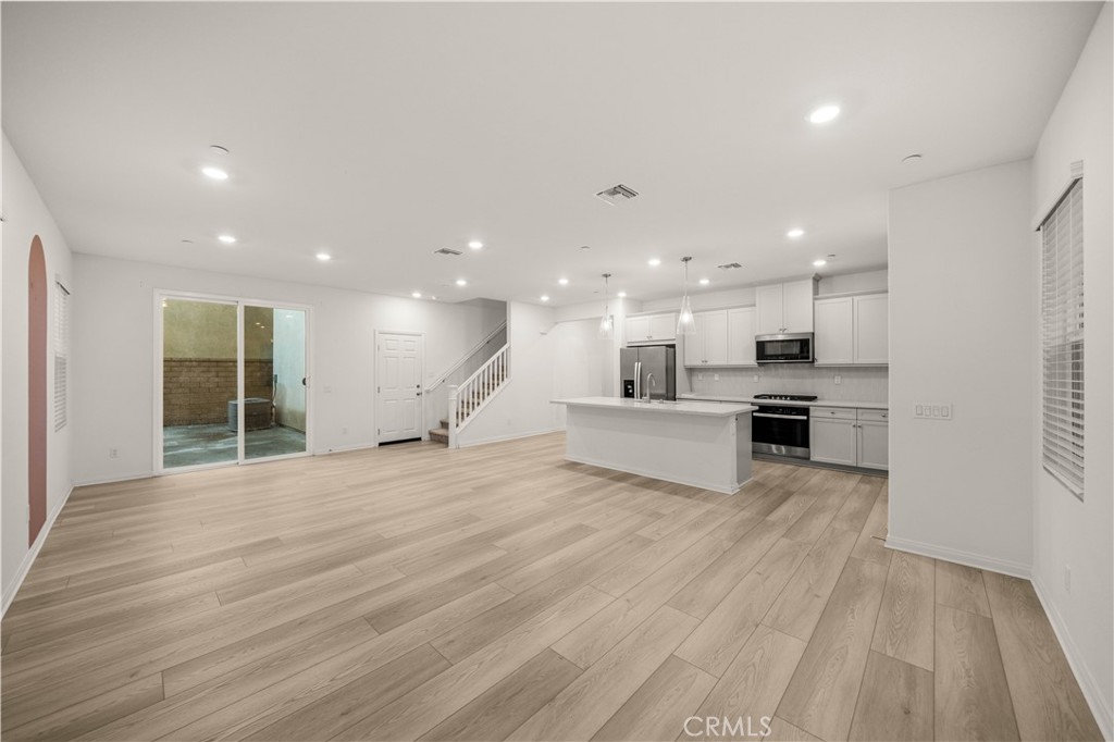 3918 E E Cambria Privado