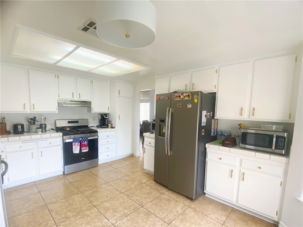 43519 Carpenter Drive