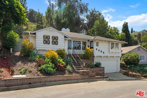 Photo of 4406 Don Diablo Drive, Los Angeles, CA 90008 (MLS # 26735625)