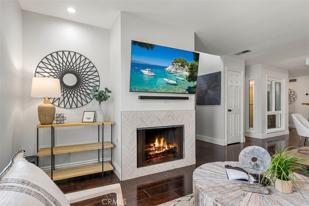 2243 Pacific Avenue A106