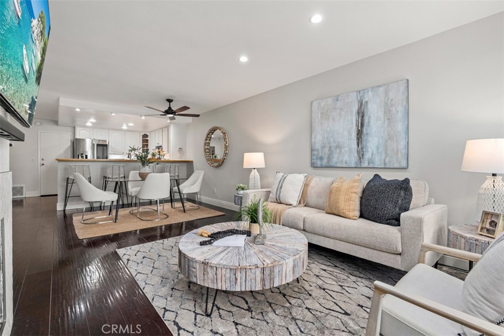2243 Pacific Avenue A106