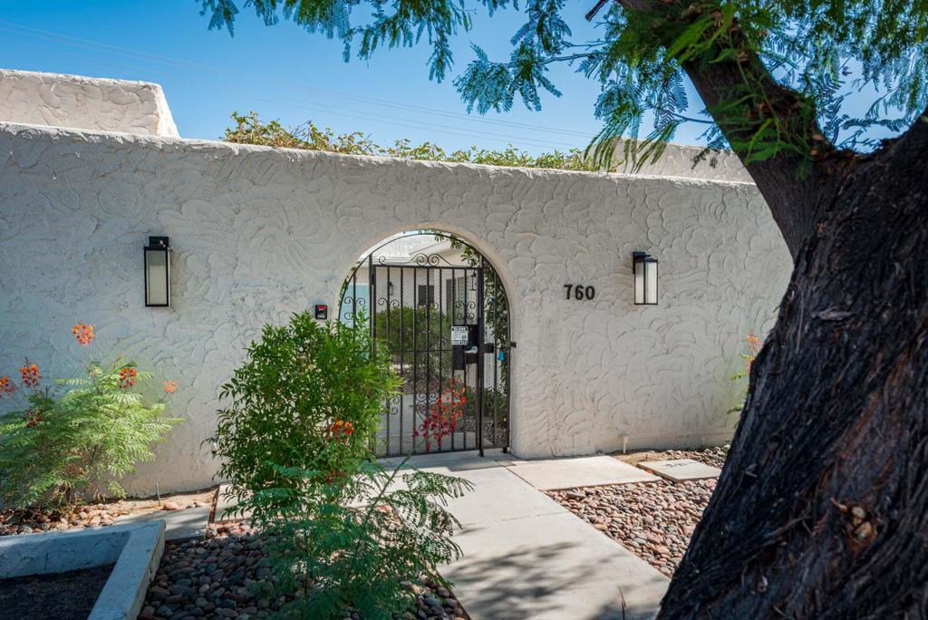 Desert Arches - Residential