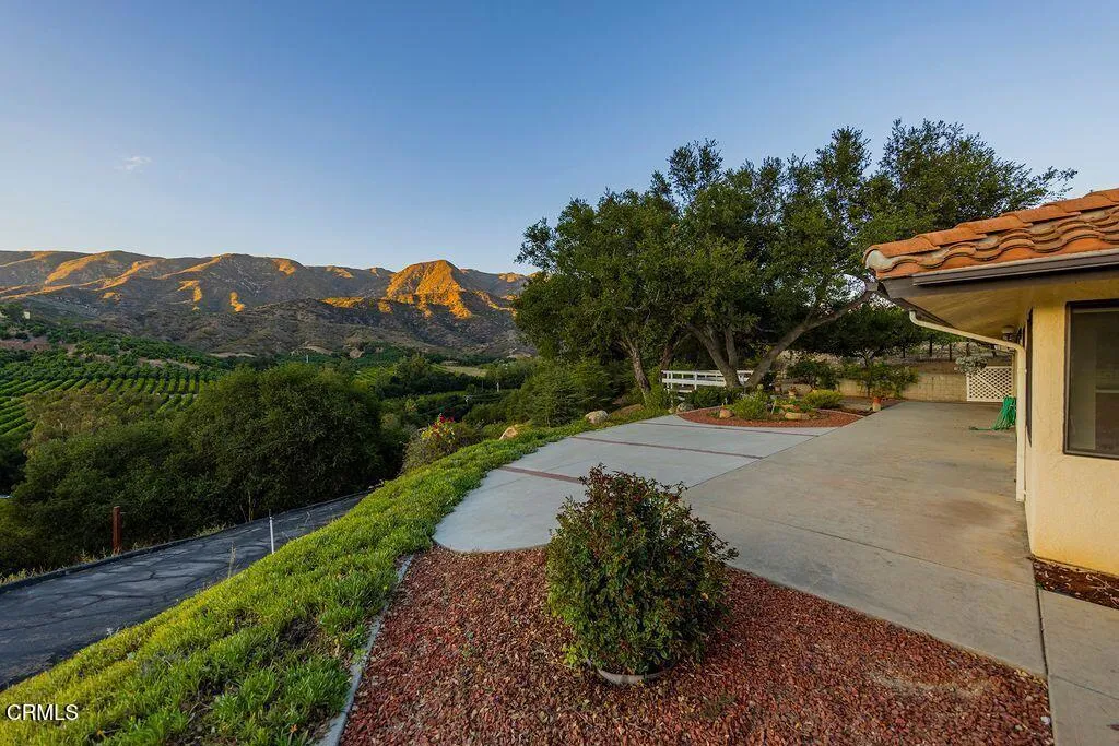 Ojai, California 93023, United States, 3 Bedrooms Bedrooms, ,2 BathroomsBathrooms,Residential,Active,201173