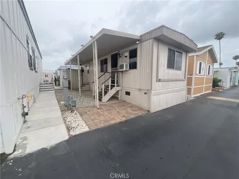 MLS: SR26070336