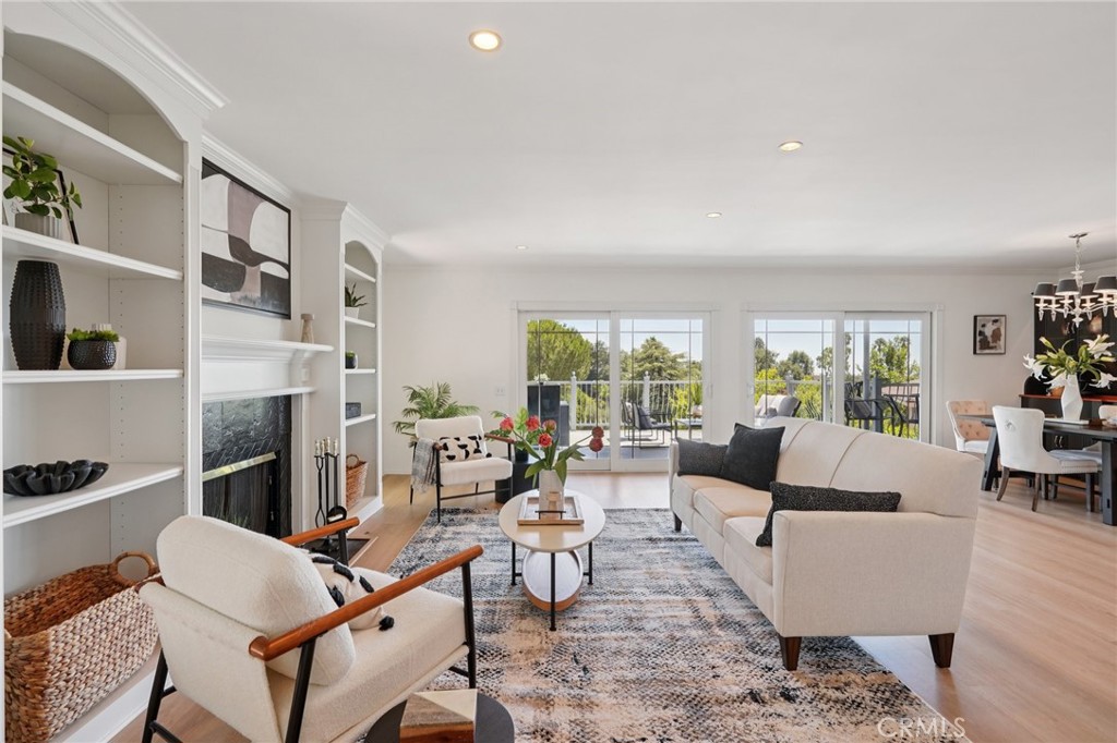 4527 Leata Lane