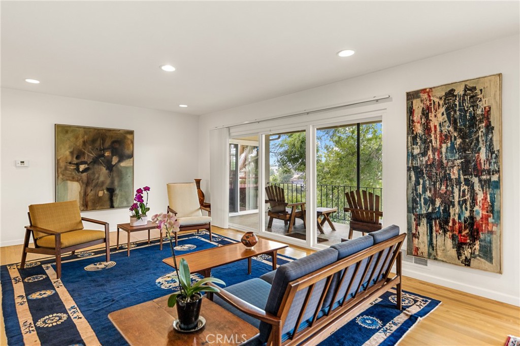 5111 Irvington