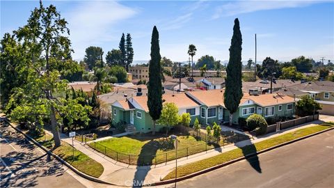 6153 Clybourn Avenue North Hollywood CA 91606