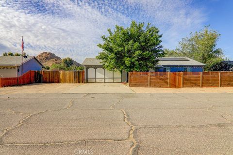 17152 Schollview Avenue Palmdale CA 93591