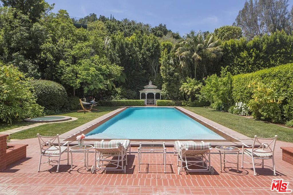 661 STONE CANYON Road