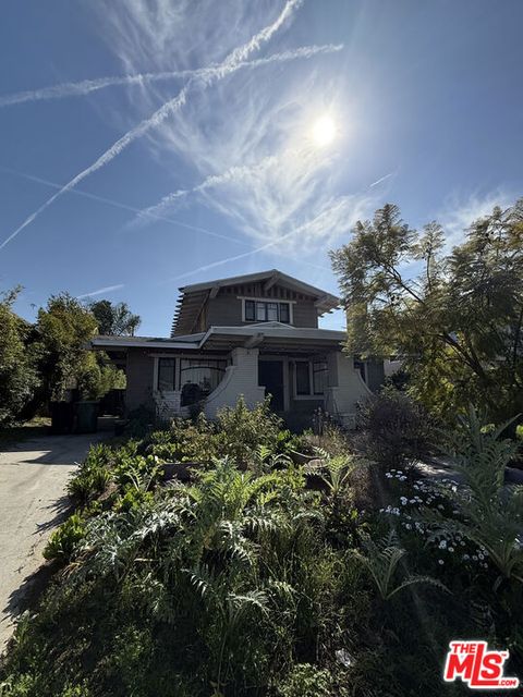 Photo of 4712 Mascot Street, Los Angeles, CA 90019 (MLS # 26660295)