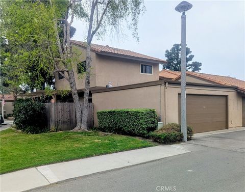 7770 Blue Spruce Stanton CA 90680