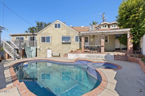 Tiny photo for 950 N 10th Street, Santa Paula, CA 93060 (MLS # V1-37958)