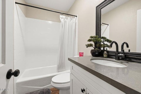Tiny photo for 950 N 10th Street, Santa Paula, CA 93060 (MLS # V1-37958)