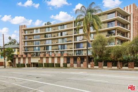 Photo of 2260 N Cahuenga Boulevard #106, Los Angeles, CA 90068 (MLS # 26101827)