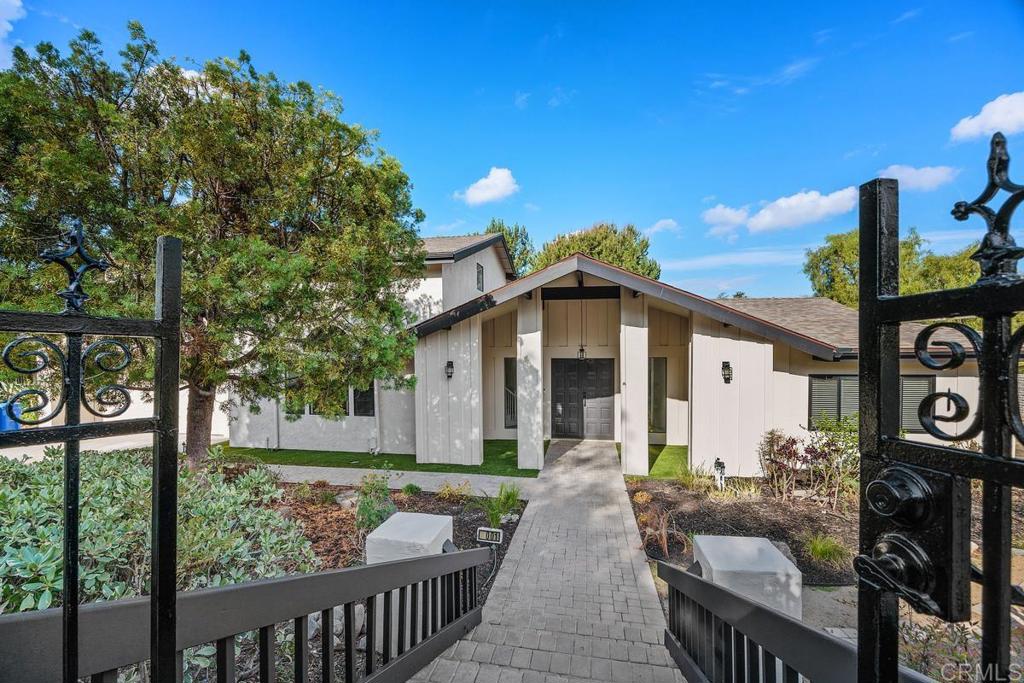 7001 Almaden Lane