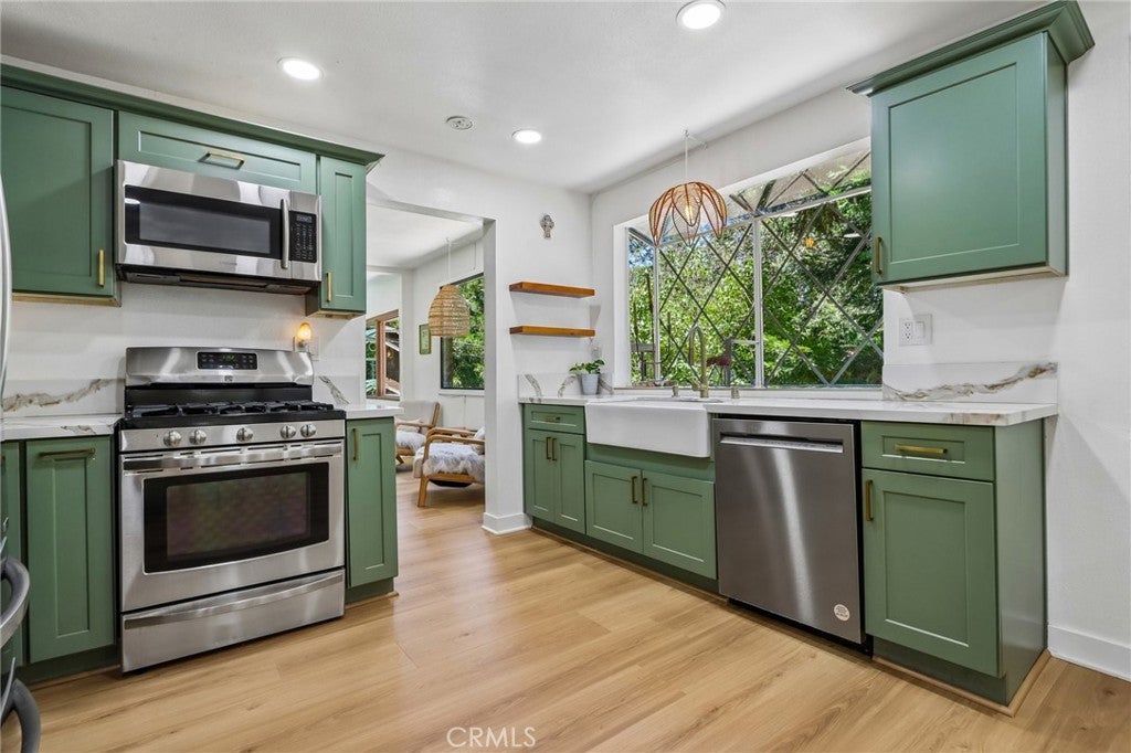 723 Forest Shade