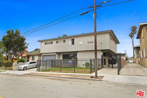 1044 W 110th Street Los Angeles CA 90044
