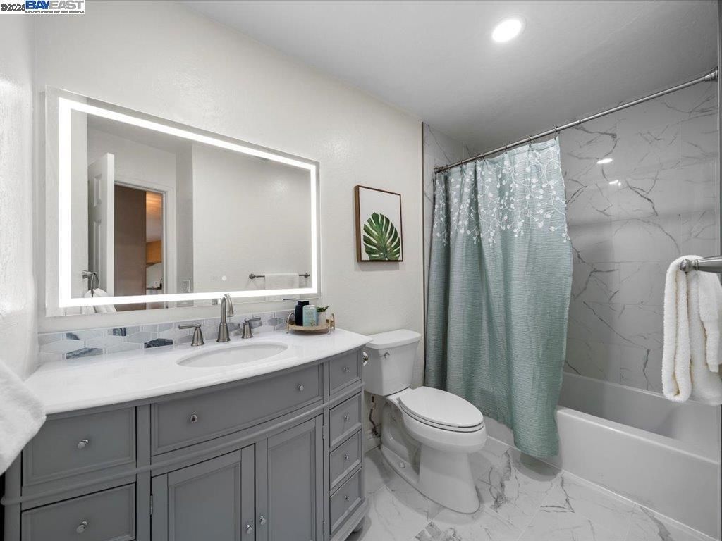 listing image 130723734383872068949