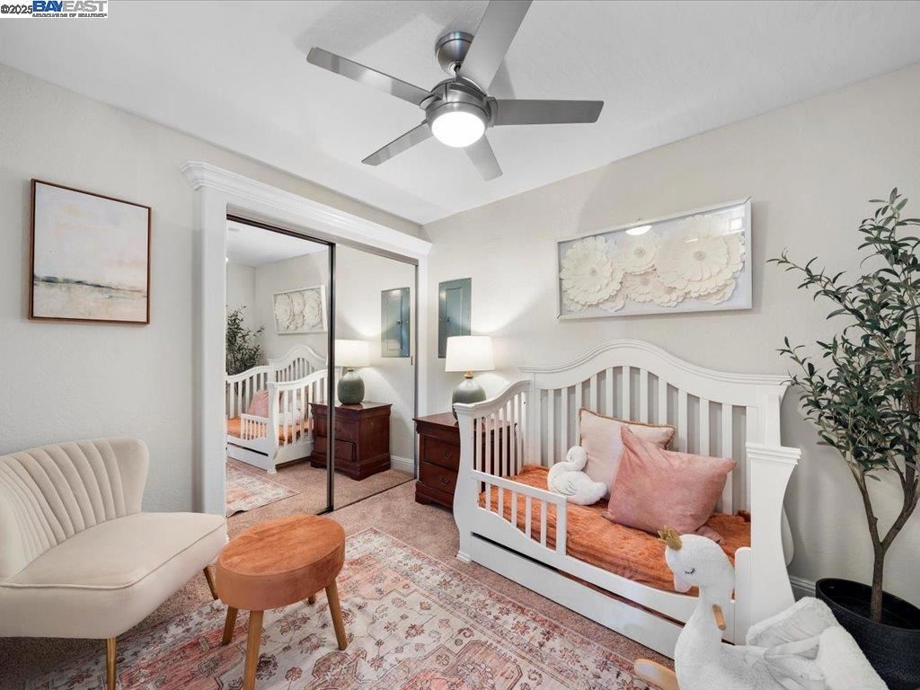 listing image 130728709041309180645