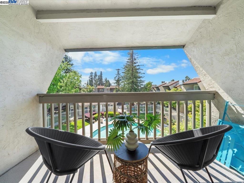 listing image 130721304953922455598
