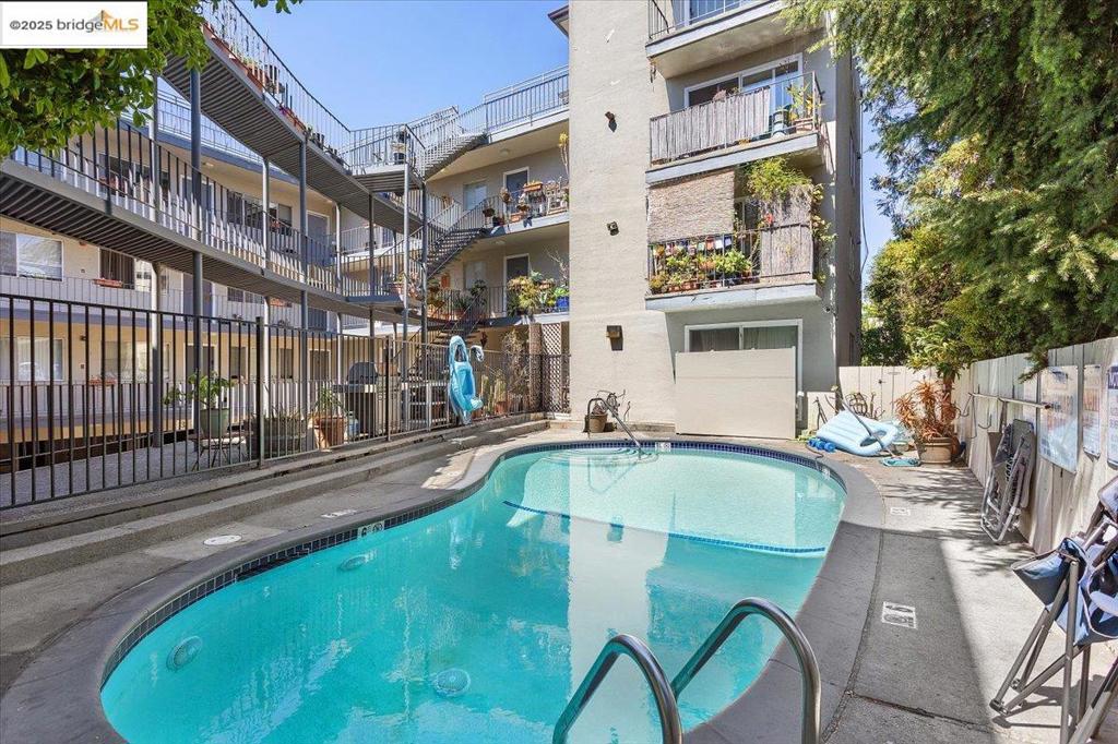 GRAND LAKE - Residential Income