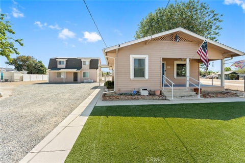 Photo of 4807 Berkley Avenue, Hemet, CA 92544 (MLS # SW26213256)