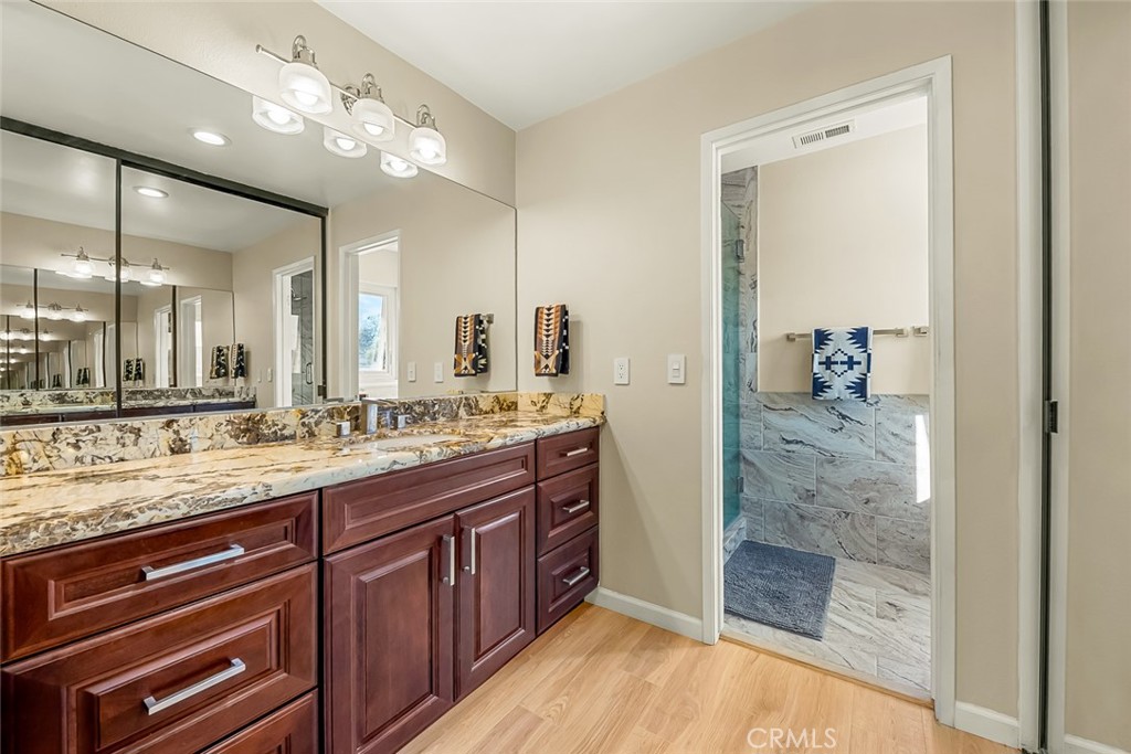 La Costa - Residential