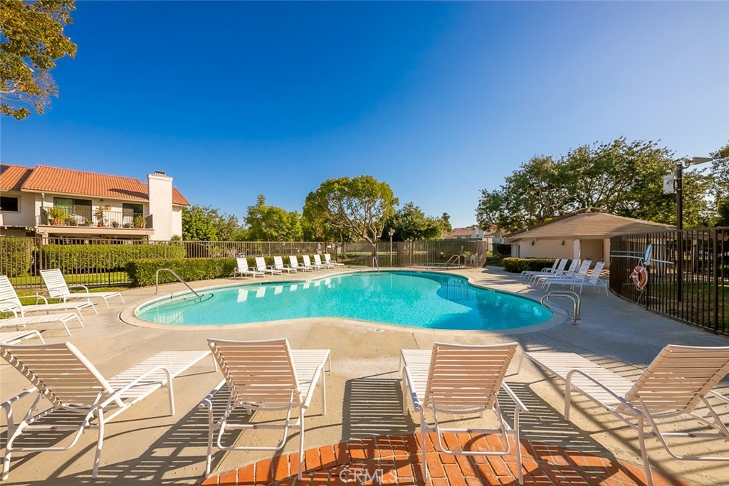 La Costa - Residential