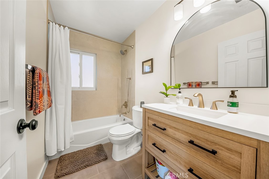 La Costa - Residential