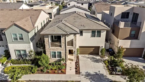 370 Sawbuck, Irvine, CA 92618 - MLS#: OC25123565