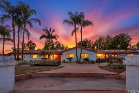 Photo of 11115 Pinehurst Drive, Lakeside, CA 92040 (MLS # PTP2602971)