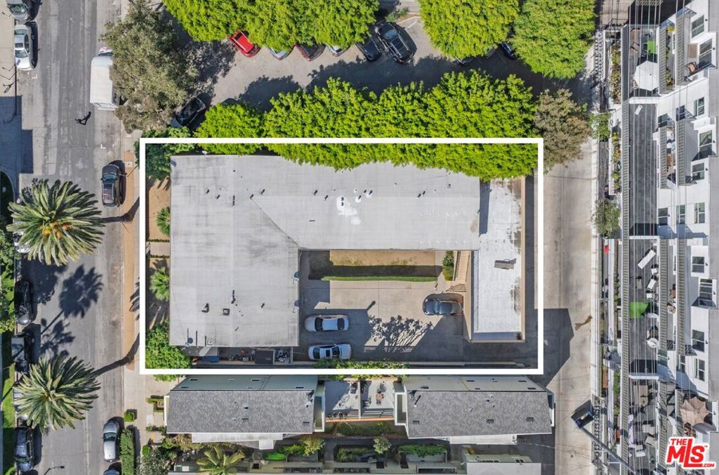 1218 Armacost Avenue