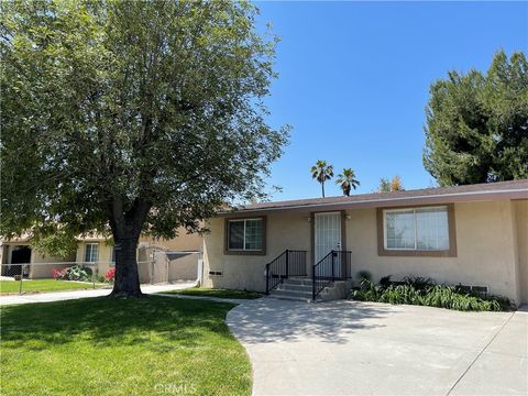 Photo of 7760 Aspen Avenue #A, Fontana, CA 92336 (MLS # CV26032848)