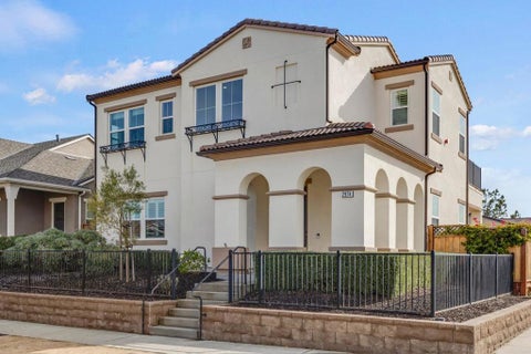 Photo of 2974 Bluffs Drive, Marina, CA 93933 (MLS # ML82064617)
