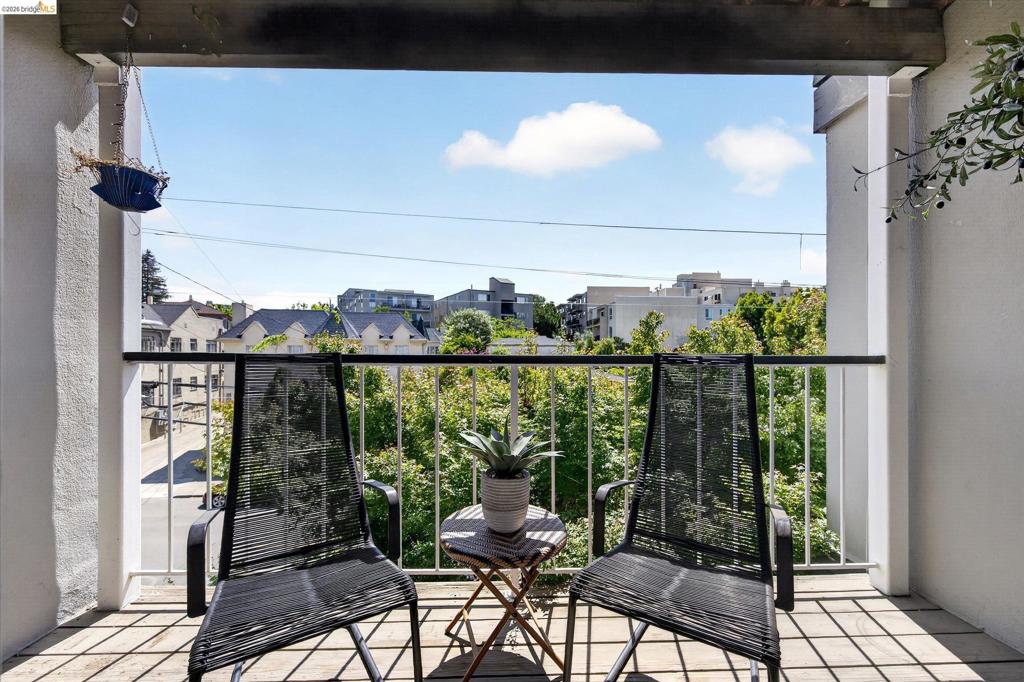 365 Perkins St 201