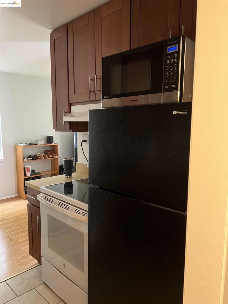 ELMWOOD - Residential Lease