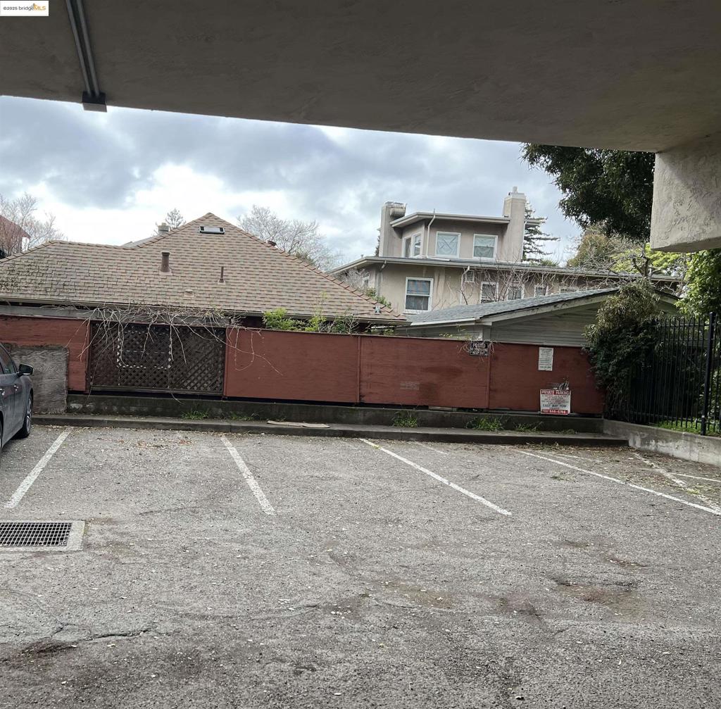 ELMWOOD - Residential Lease