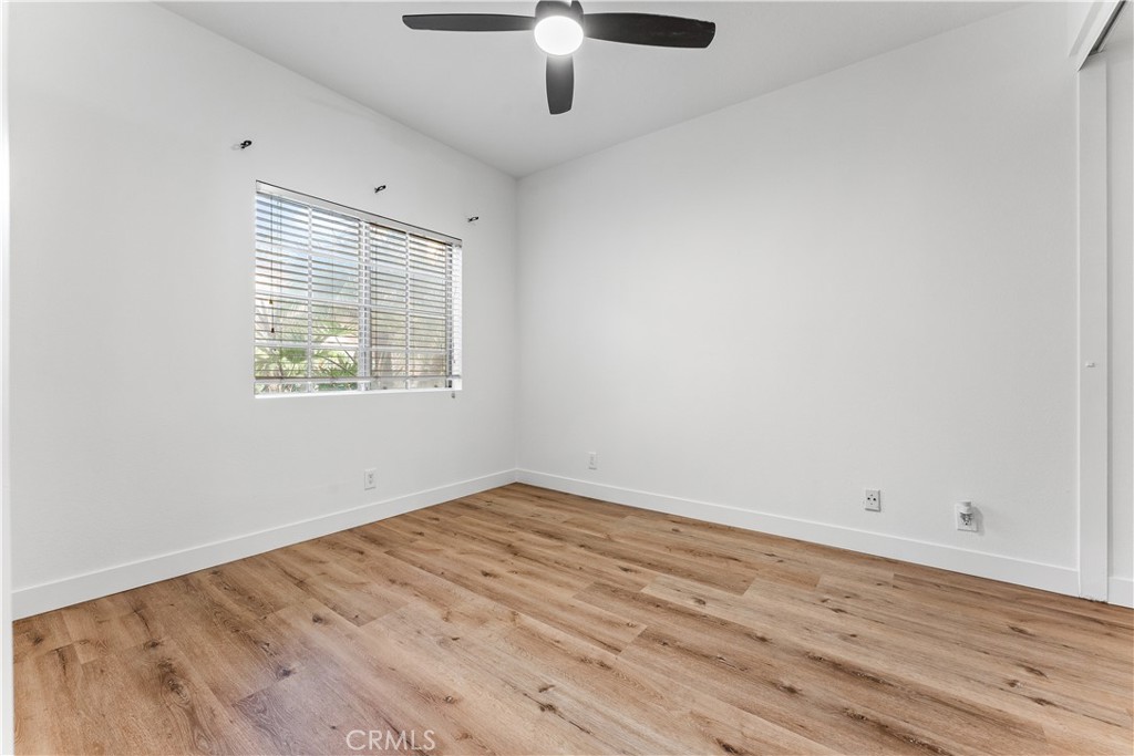 Las Flores (R2) (LF) - Residential Lease