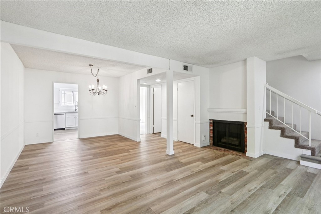 17800 Devonshire Street 6