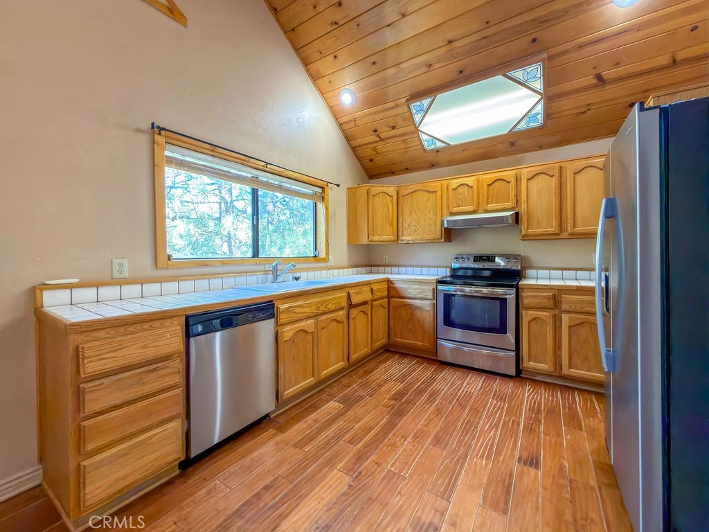 1812 Poplar