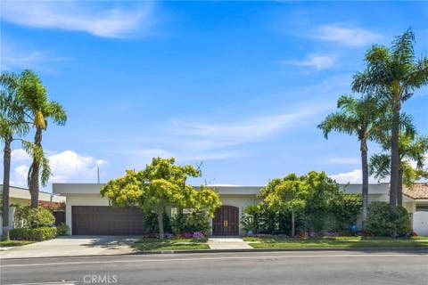 Photo of 1026 Santiago Drive, Newport Beach, CA 92660 (MLS # OC26186803)