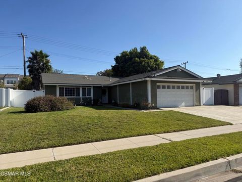 Photo of 246 Hermes Street, Simi Valley, CA 93065 (MLS # 226002865)